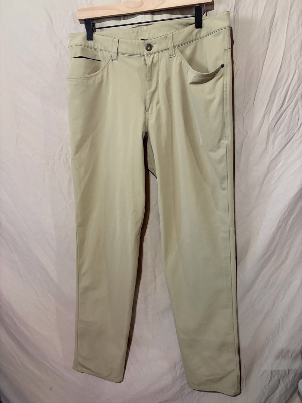 Lululemon pants